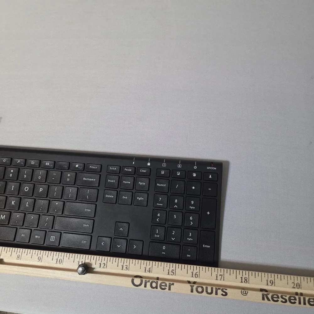 Jelly Comb Full Size Bluetooth Keyboard QWERTY Black Wireless ROHS